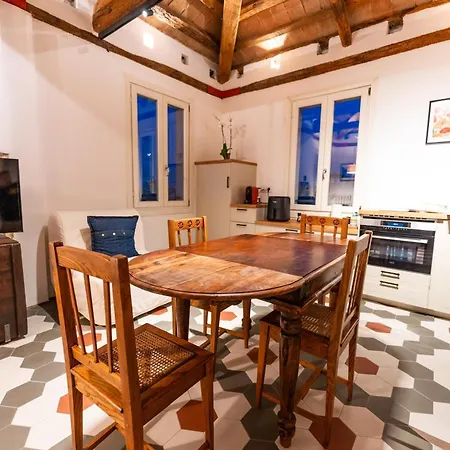 Altana Della Ruggera * מודנה