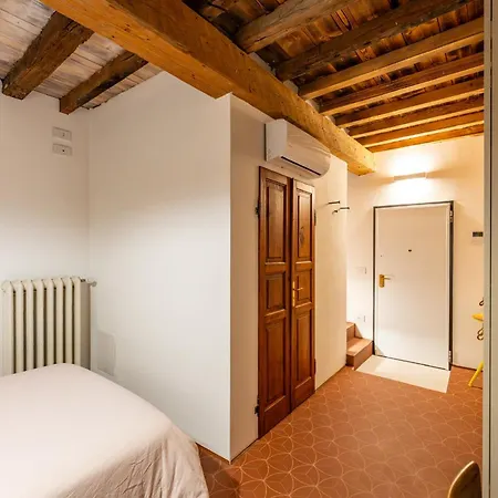 Altana Della Ruggera * מודנה